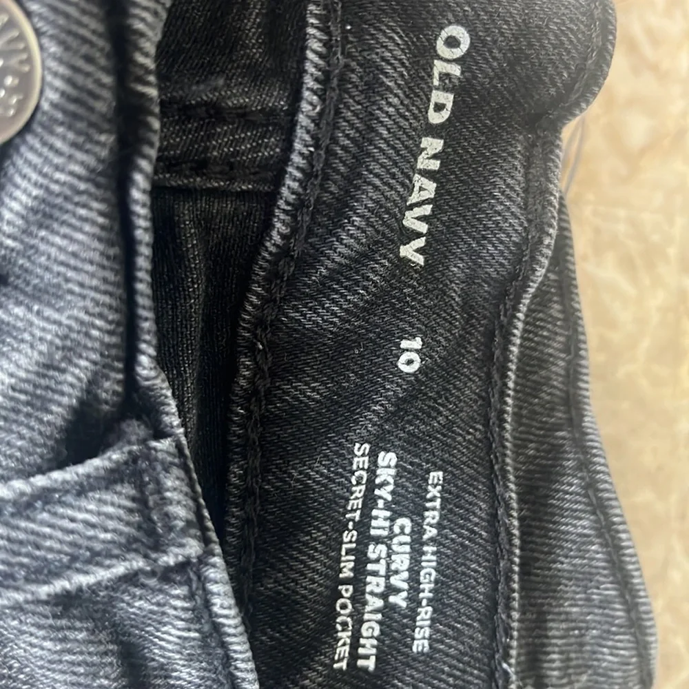 Old Navy Jeans. Size 10. Black color. - Picture 3 of 3
